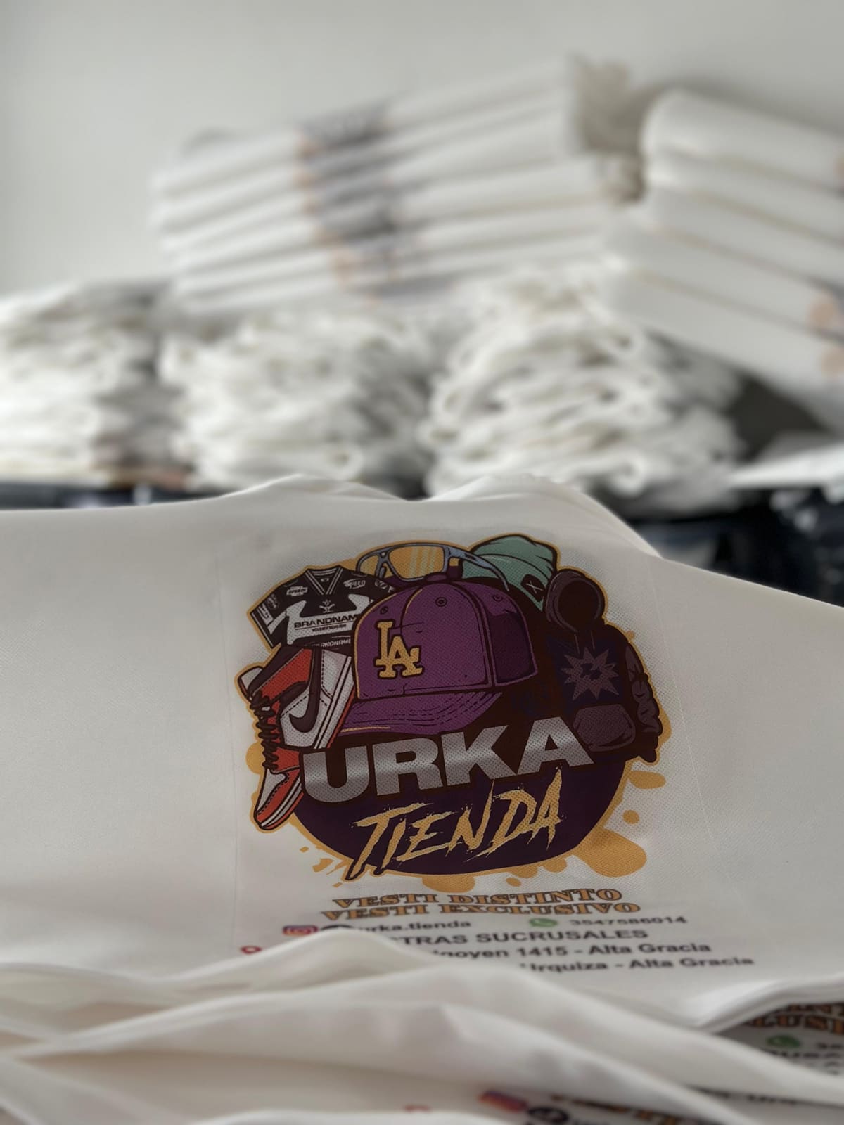 Bolsas de friselina personalizadas para URKA Tienda